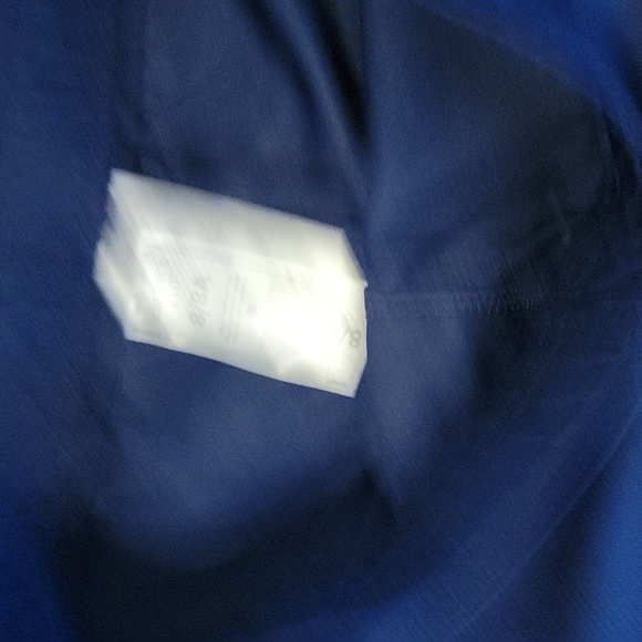 Carters boys 8 mesh shorts. Just above the knees. Elastic & tie waist. - Picture 4 of 5